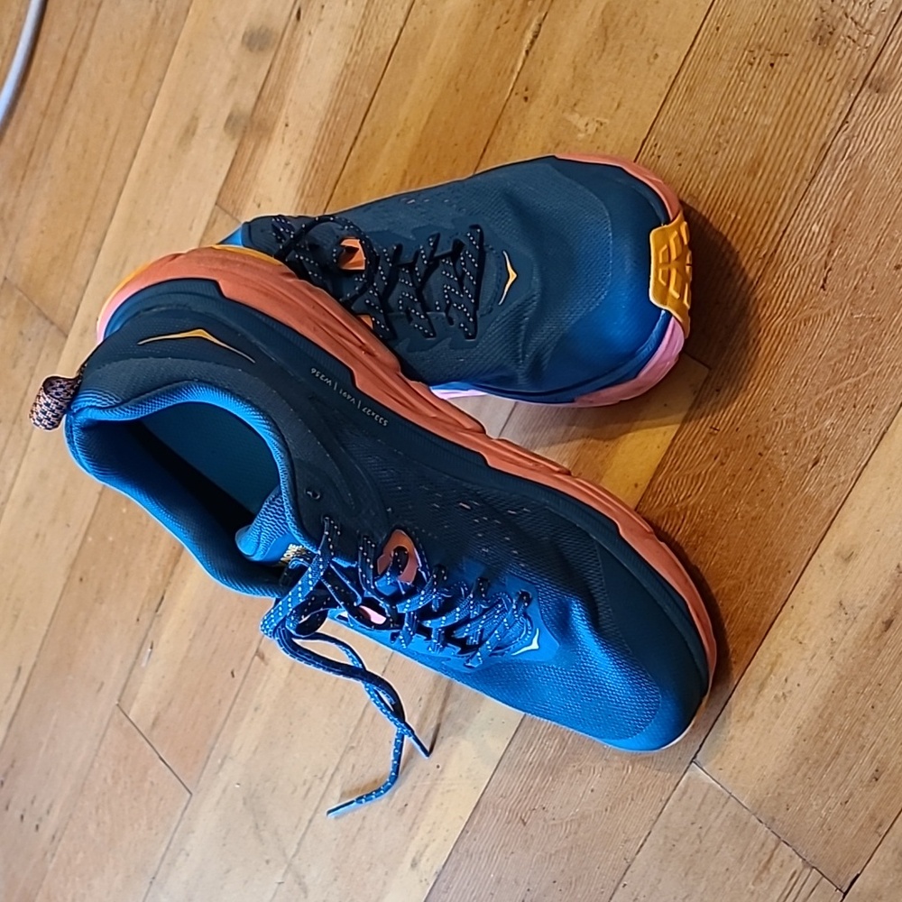 Hoka One One Challenger ATR 6 Women's Size 10B